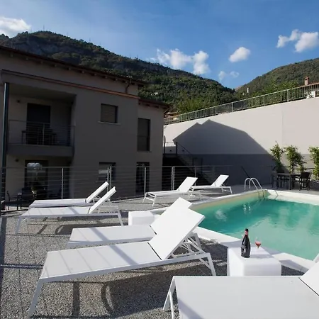 Comacina Apartahotel